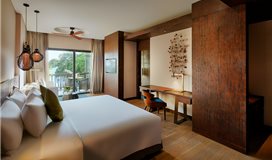 Deluxe Ocean View with Balcony